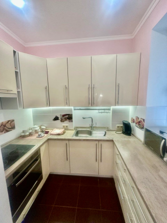 Продам 2х ком 86м2 центр с летней террасой Донецк