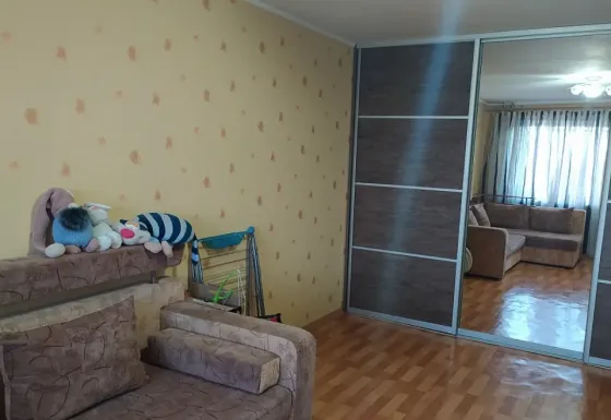 Продам 2-х комнатную квартиру на Батова Макеевка