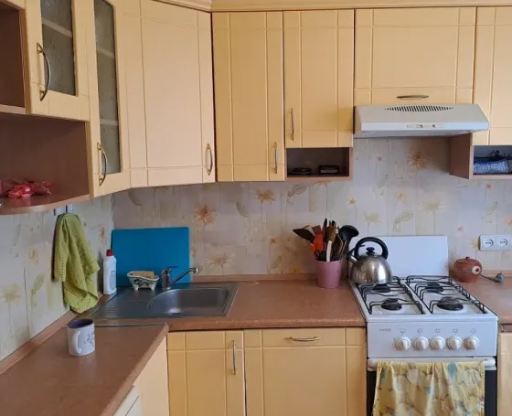 Продам 2-х комнатную квартиру на Батова Макеевка