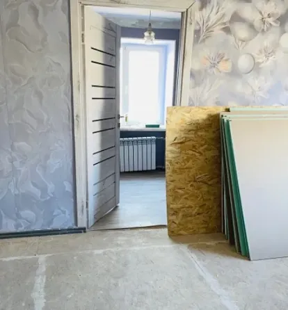 Продам 2-к квартиру на Бажанова, ул.Руднева Макеевка