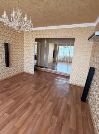 Продам 3-к квартиру в Центре Макеевки, Солнечный м-н Макеевка
