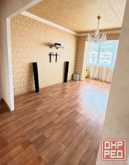 Продам 3-к квартиру в Центре Макеевки, Солнечный м-н Макеевка - изображение 1