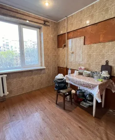 Продам 3-х комнатную квартиру на Зеленом Макеевка