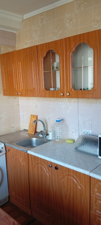 2к, пл. Ленина, 46м2, 2/6 Донецк