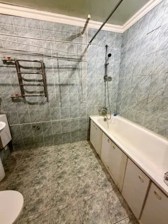 Продажа 3 комн.кв., пр. Ильича (Дс Дружба) Донецк