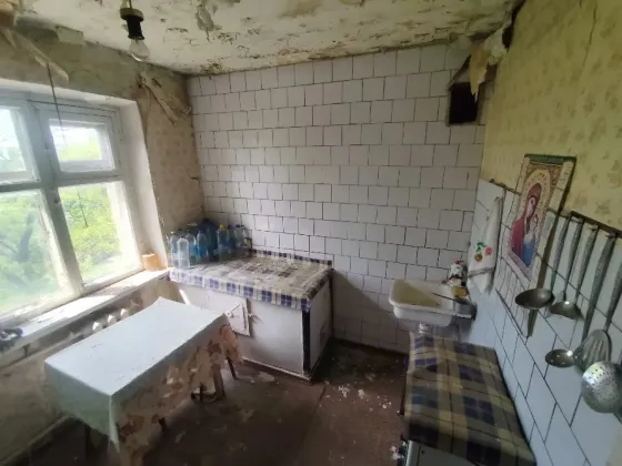 Продается 2-ком. квартира в г. Торез, ул. Ленина (центральный поселок) Торез