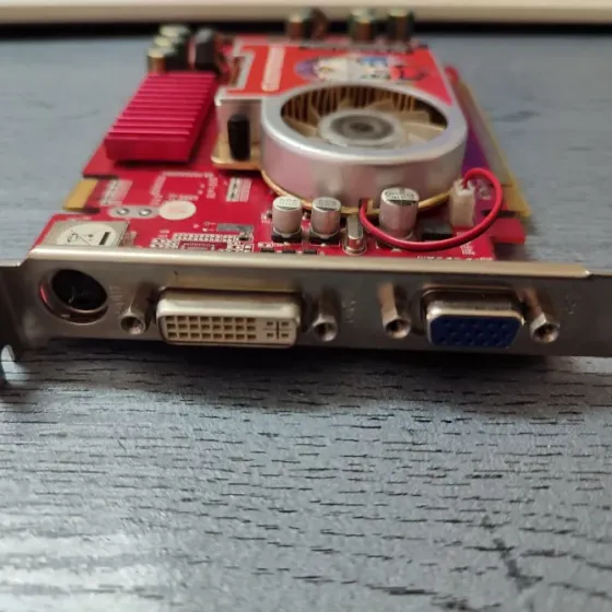 Видеокарта GeForce 6600gt (DDR3 128, шина 128b) Донецк
