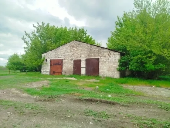 Коровник. с. Бердянское Мариуполь