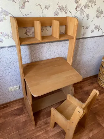 Парта со стулом (массив дерева) Донецк