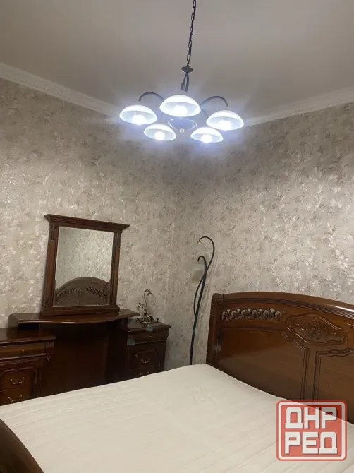 Сдаю трехкомнатную квартиру по ул. Овнатаняна, Калининский район, 75кв.м, 4 этаж Донецк - изображение 4
