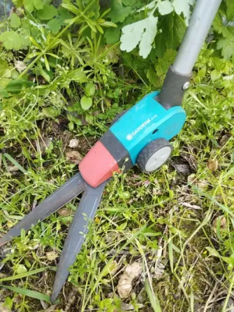 Продам ножницы для газона Донецк