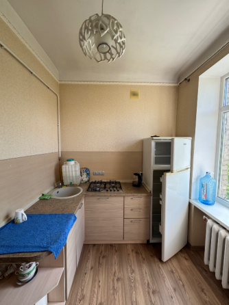 Сдам 1но комнатную квартиру Ленинский район Центр Славянской культуры Донецк