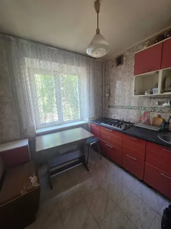 2 ком кв. ул.зелинского Мариуполь