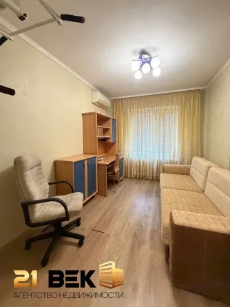 Продажа 3 ком. квартиры в Ленинском районе г. Донецк, пр.Ленинский (ориентир мкр.Голубой). Донецк
