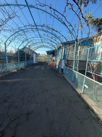 Продается уютный дом в пригороде Мариуполя, в поселке Сартана. Мариуполь