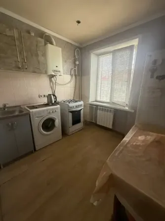 продается уютная однокомнатная квартира площадью 30 квадратных метров Мариуполь