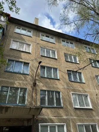 Продам 2 к кв Донецк