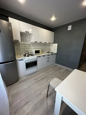 Сдаю 1-комн. квартиру 34.4м² в Калининском р-не Донецк