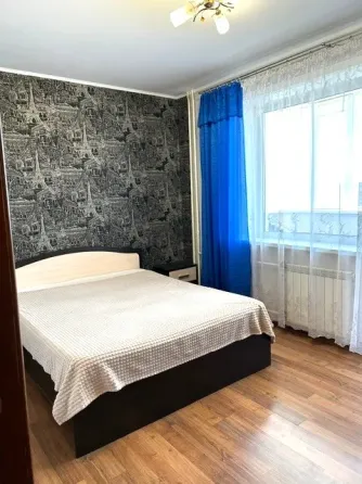 2-комнатная квартира в Калининском р-не, улица Ходаковского, 6 Донецк