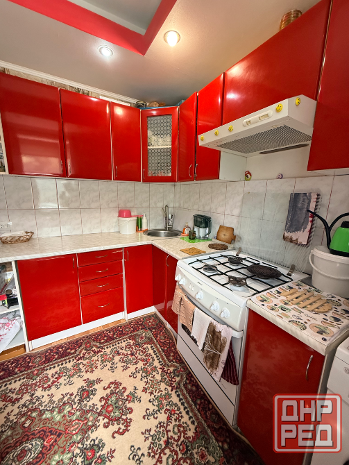 Продам крупногабаритную кв-ру Восточный ул. Курская Макеевка - изображение 1