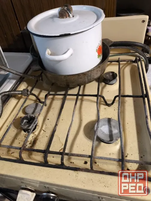 Продаю газовую плиту в Киевском районе, Рынок Маяк, Самовывоз Донецк - изображение 2