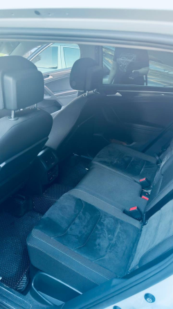 Volkswagen Tiguan 2019 год Официальный весь в родной краске пробег 58 тыс км родной Донецк