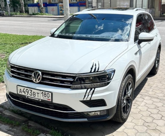 Volkswagen Tiguan 2019 год Официальный весь в родной краске пробег 58 тыс км родной Донецк