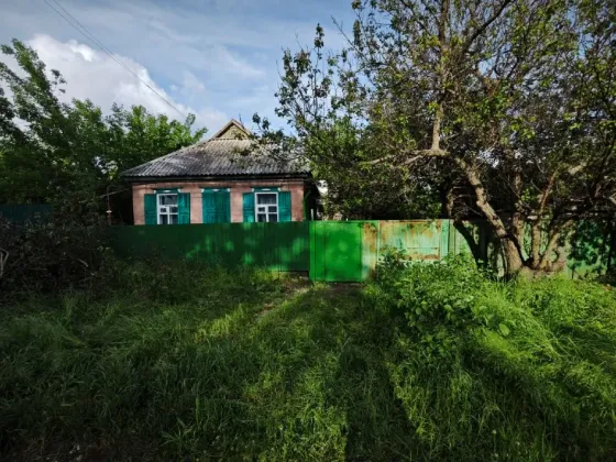 Дом в центре Амвросиевки Амвросиевка