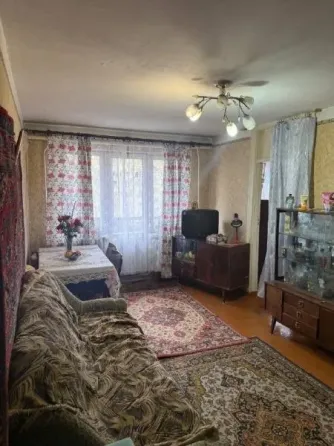 Продаётся 3х комнатная квартира в Калининском р-не, ул. 50 Гвардейской дивизии Донецк