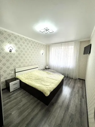 2-ая комнатная квартира в Калининском р-не, улица Овнатаняна, 30 Донецк