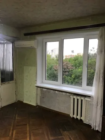 продам 3 к.кв. киевский р. жд привокзальная 4000 мил р. Донецк
