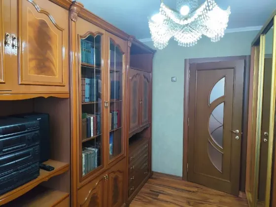 Продам 3-комн квартиру Макеевка Центр Макеевка