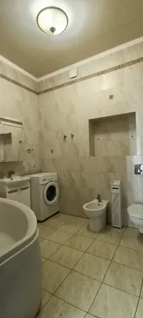 Продам 3-х комн 120 м² в Новострое, Жк Замковый. Кирпичный дом. Паркинг. Охрана. Закрытая территория Донецк