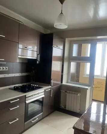 Сдам 1к.кв. в Ленинском районе на длительный период Донецк