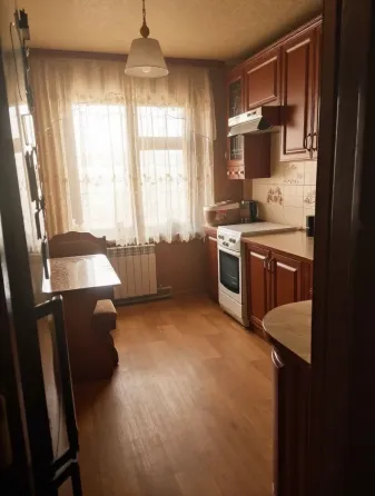 Продам 3-х комнатную квартиру в Пролетарском районе Донецк