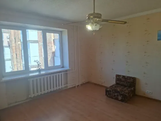 Продам 4-комнатную квартиру в районе Пролетарского райисполкома. Донецк