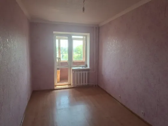 Продам 4-комнатную квартиру в районе Пролетарского райисполкома. Донецк