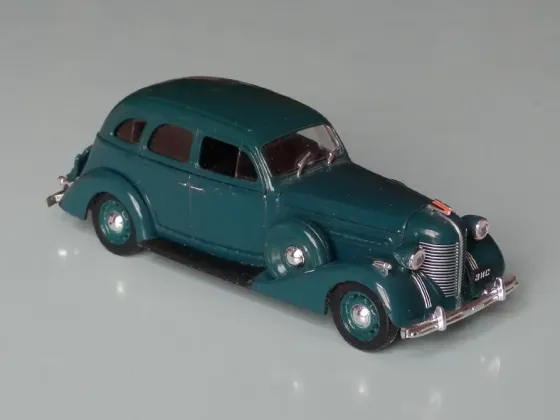 ЗиС-101А- DeAgostini - 1/43 Донецк