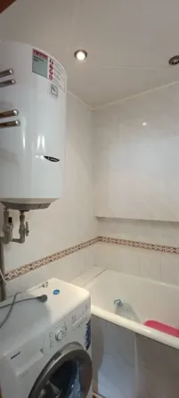 Продам 5-ти комн 101.5 м² в Киевском р-не, Детский мир. Донецк