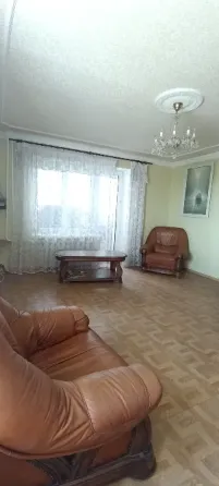 Продам 5-ти комн 101.5 м² в Киевском р-не, Детский мир. Донецк