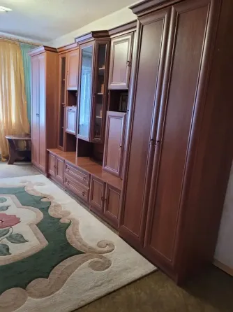 Ехать в офис не нужно!Реальная кв!Сдам 3к кв в Куйбышевском районе.Магистральный.вода по графику.ан Донецк