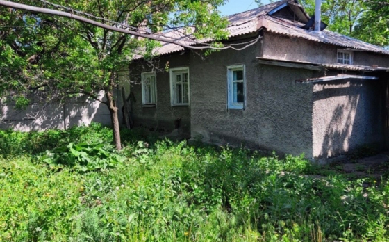 Продажа квартиры на земле в Горняцком районе г. Макеевка, пгт. Свердлово, ул. Асфальтная Макеевка