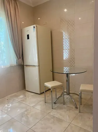 1-к квартира, 37 м2, 2/5 эт. Мариуполь