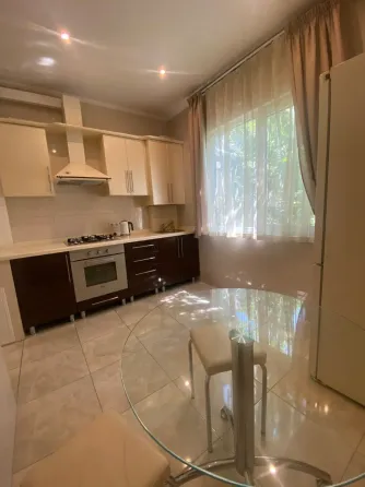 1-к квартира, 37 м2, 2/5 эт. Мариуполь