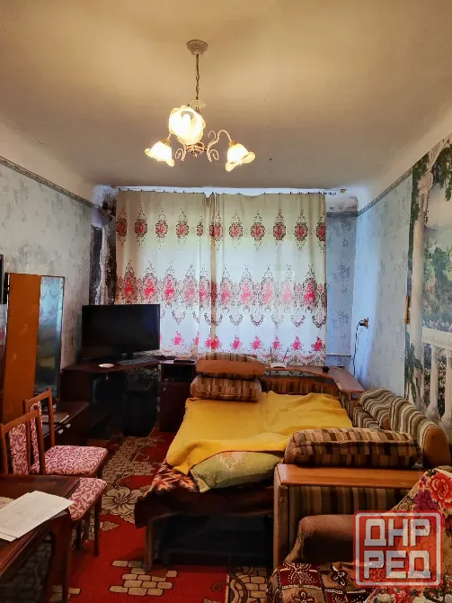 продается 2 комн. кв. в центре Харцызск - изображение 1