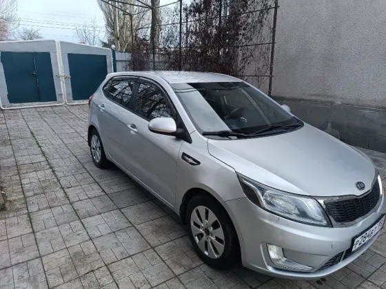 Продам Kia Rio 2012 г.в. Мариуполь