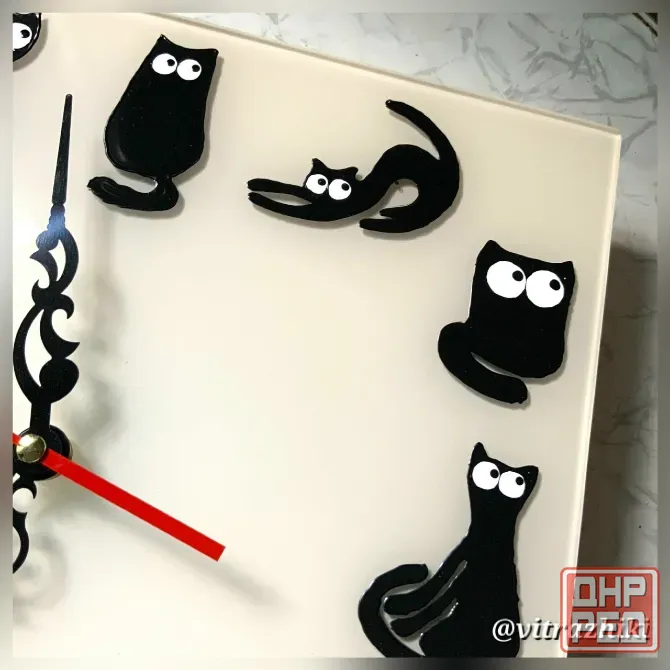 Часы "Кошкин дом", 30 на 30 см двух разных цветов Донецк - изображение 4