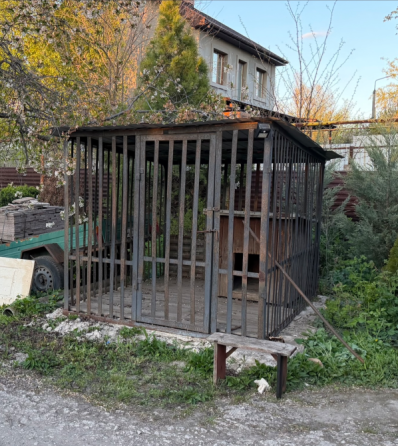 Обменяю вольер на хвойные Макеевка