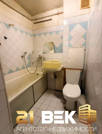Продается просторная однокомнатная квартира в Калининском районе, г. Донецк, улица Разенкова Донецк