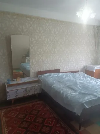 продам 2 к.кв. калининский р. ильича-шахтостроит..2200 мил. р.. Донецк